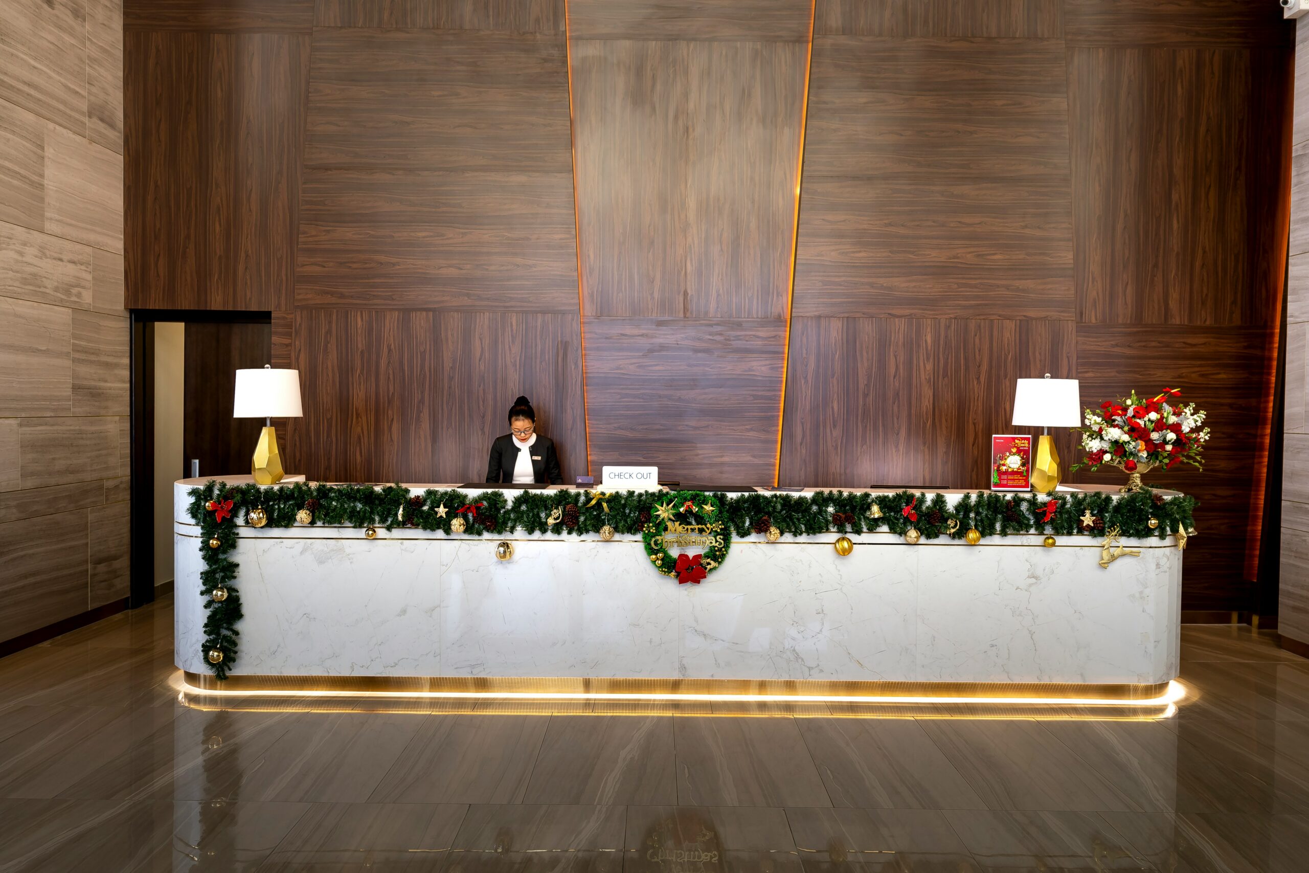 Festive house keeping for hotels